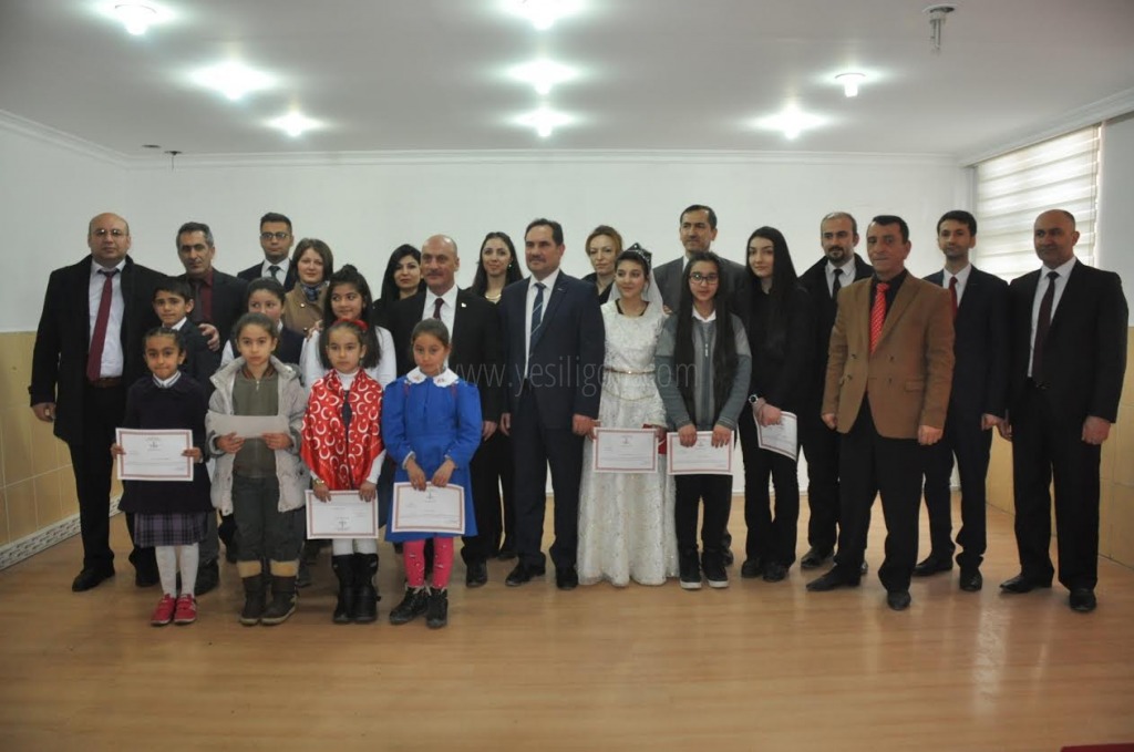 İSTİKLL MARŞI'NI GÜZEL OKUMA YARIŞMASI GURURLA VE COŞKUYLA YAPILDI