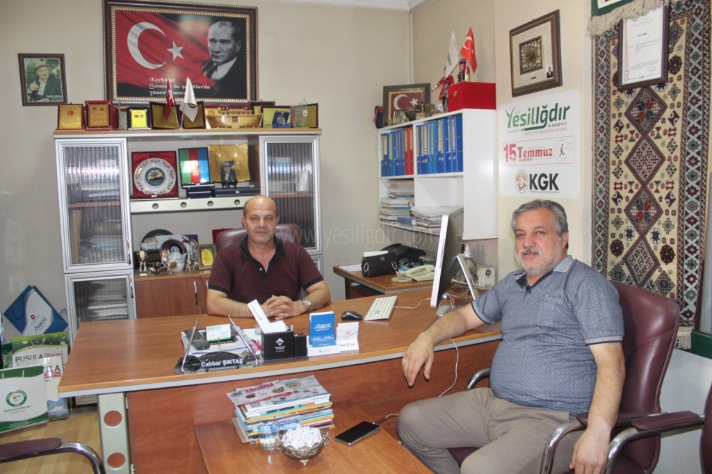 AYVAZ EROL GÜNÜMÜZÜ KUTLADI