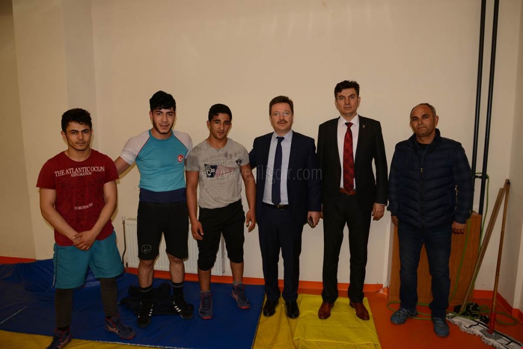 VALİ ENVER ÜNLÜ DENETİMLERİNE DEVAM EDİYOR