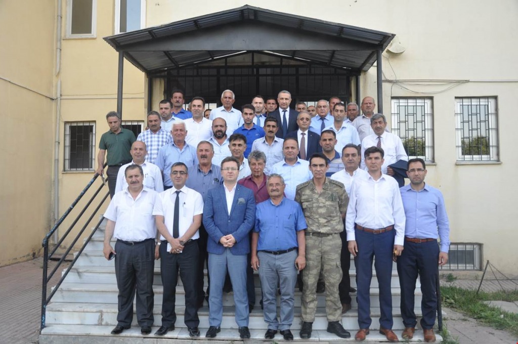 VALİ ÜNLÜ KARAKOYUNLU İLÇESİNDE İNCELEMELERDE BULUNDU