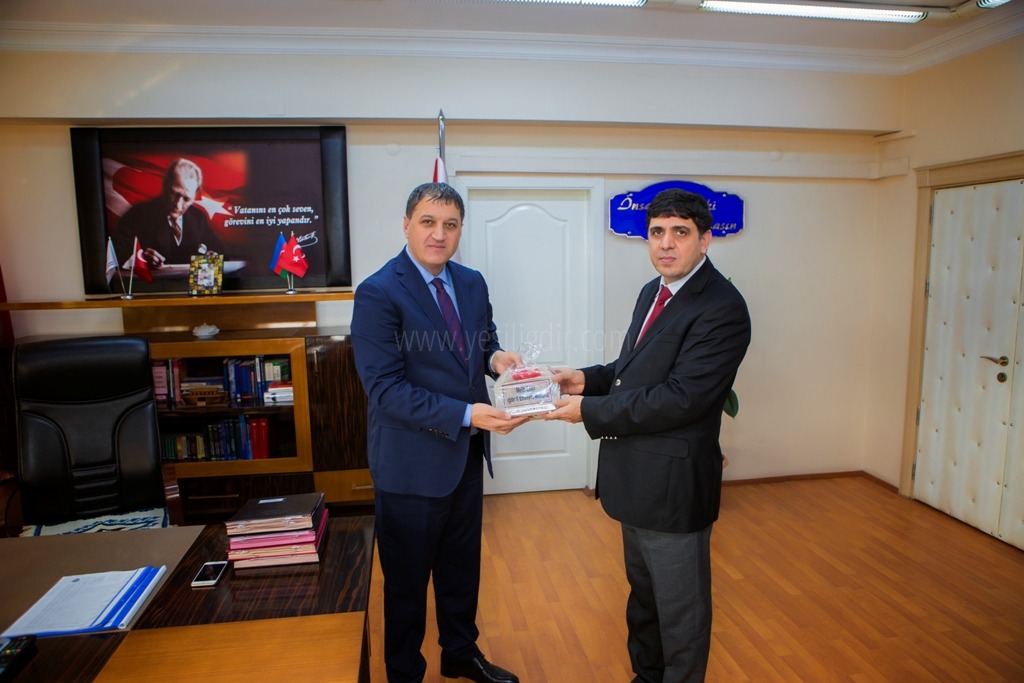 REKTÖRDEN EMNİYET MÜDÜRÜNE ZİYARET