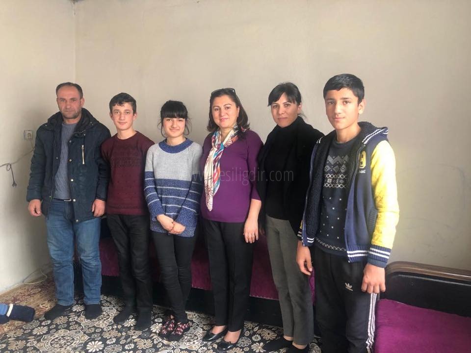 SEMA ÜNLÜ UYGUN AİLESİNİ ZİYARET ETTİ