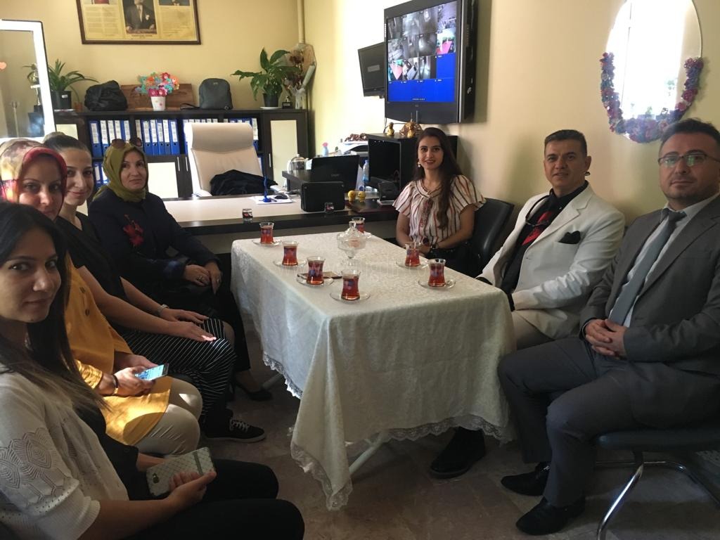 Diyetisyen Melike Atlastan Örnek Davranış