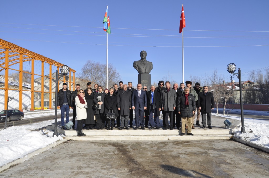 Merhum Haydar Aliyev vefatının 14 yılında Karsta da anıldı