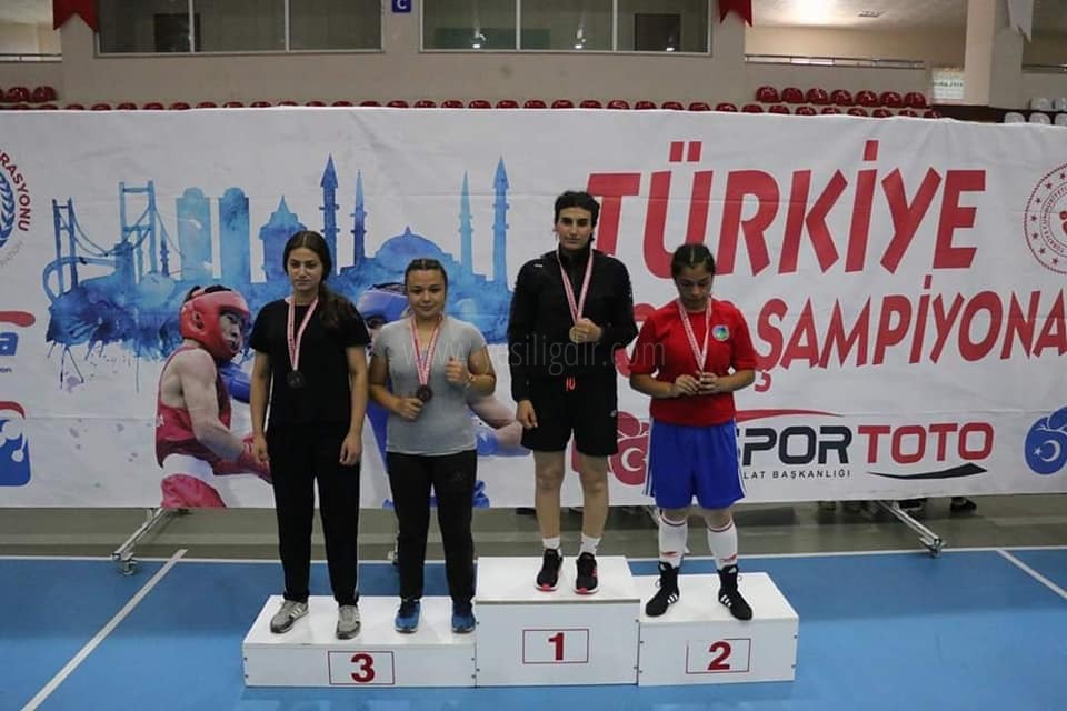 ŞAMPİYONLARDAN BÜYÜK BAŞARI