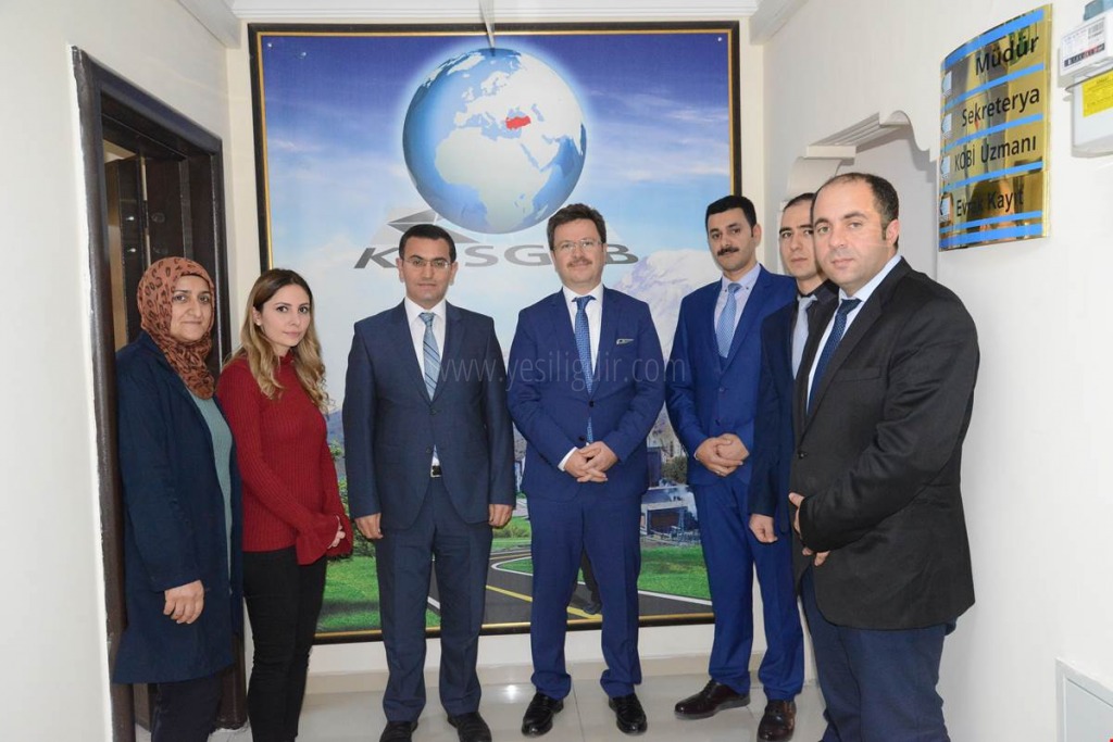 VALİ ENVER ÜNLÜ KOSGEB FAALİYETLERİ HAKKINDA BRİFİNG ALDI