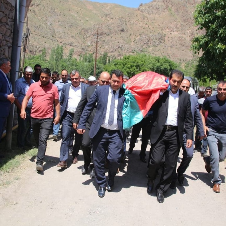 ELÇİBEYİN EŞİ SON YOLCULUĞUNA UĞURLANDI