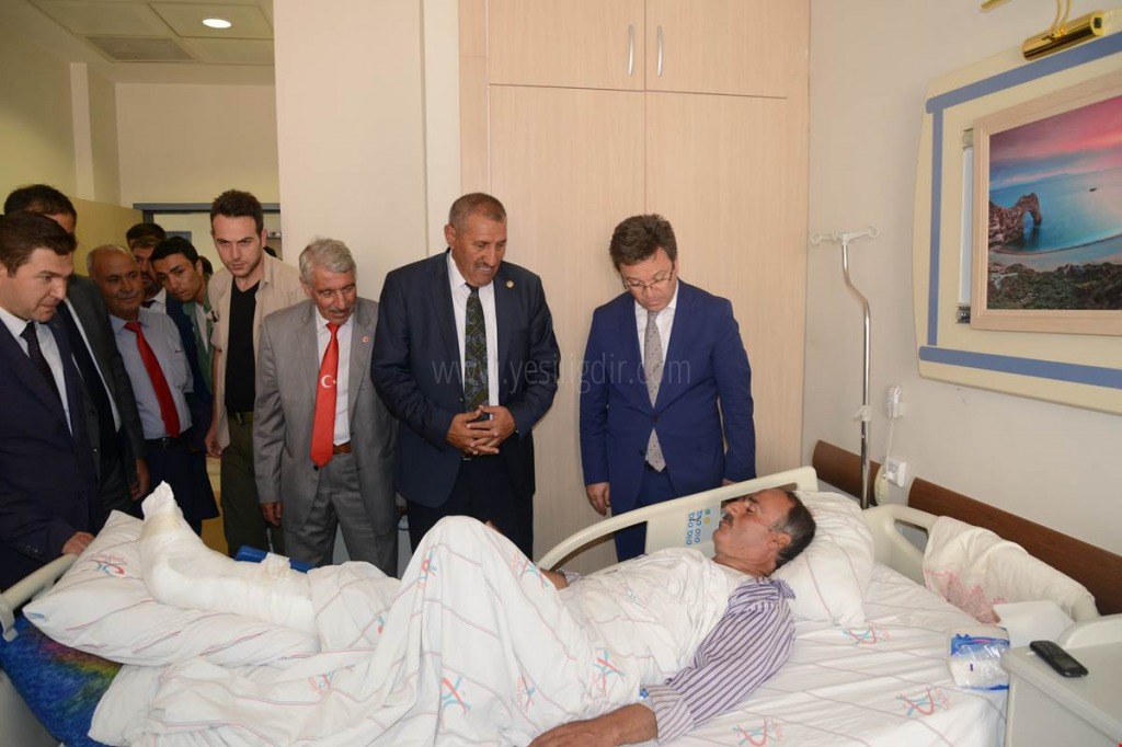 VALİ ENVER ÜNLÜDEN HASTANE ZİYARETİ