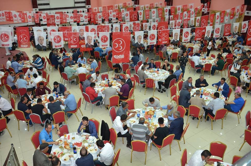 MHP İLK İFTARINI OCAKTA YAPTI