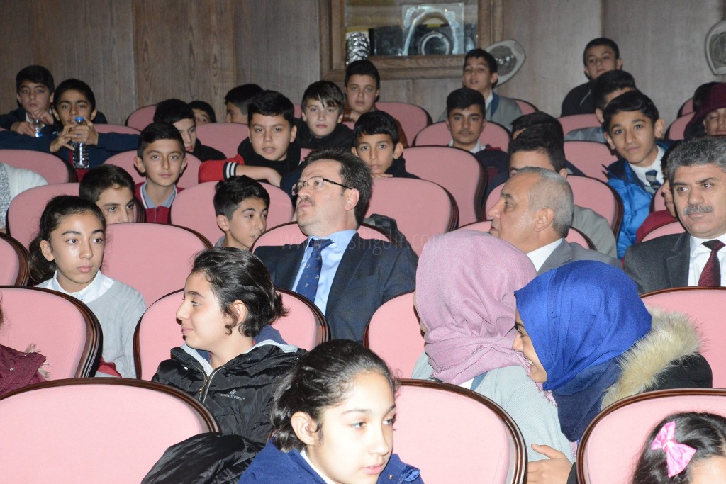ÖĞRENCİLER SİNEMA İLE BULUŞTU