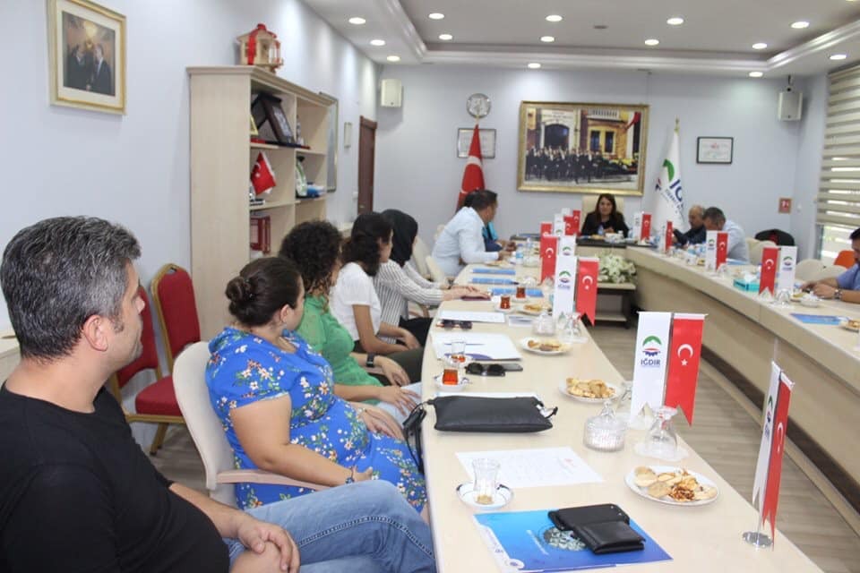IĞDIR TİCARET VE SANAYİ ODASINDA DIŞ TİCARET BİLGİLENDİRME SEMİNERİ DÜZENLENDİ
