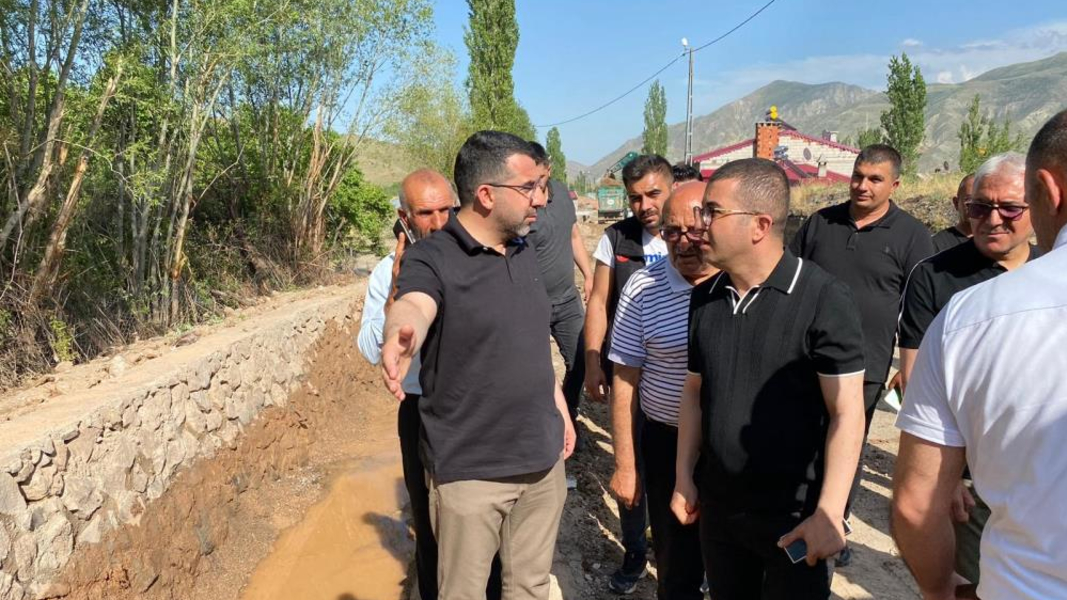 Milletvekili Çalkın, selden etkilenen Akdam köyünde