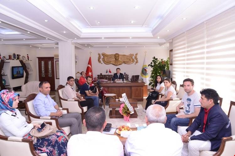 YEŞİL IĞDIR ENGELLİLER SPOR KULÜBÜ DERNEĞİNDEN VALİ ENVER ÜNLÜYE ZİYARET