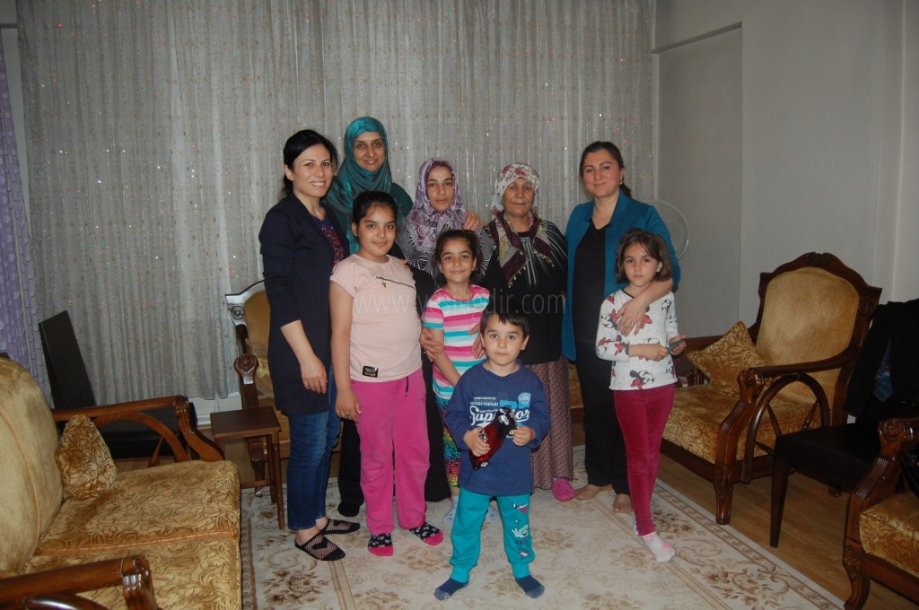 SEMA ÜNLÜ BAĞCI AİLESİNİ ZİYARET ETTİ