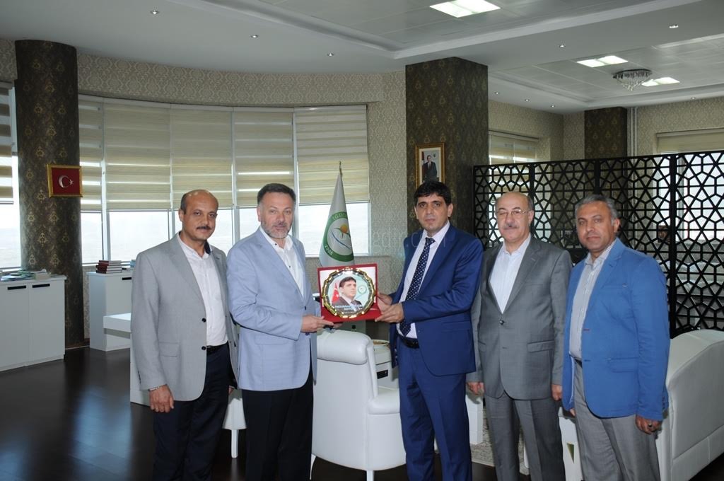 Rektör Almaya Anlamlı Ziyaret