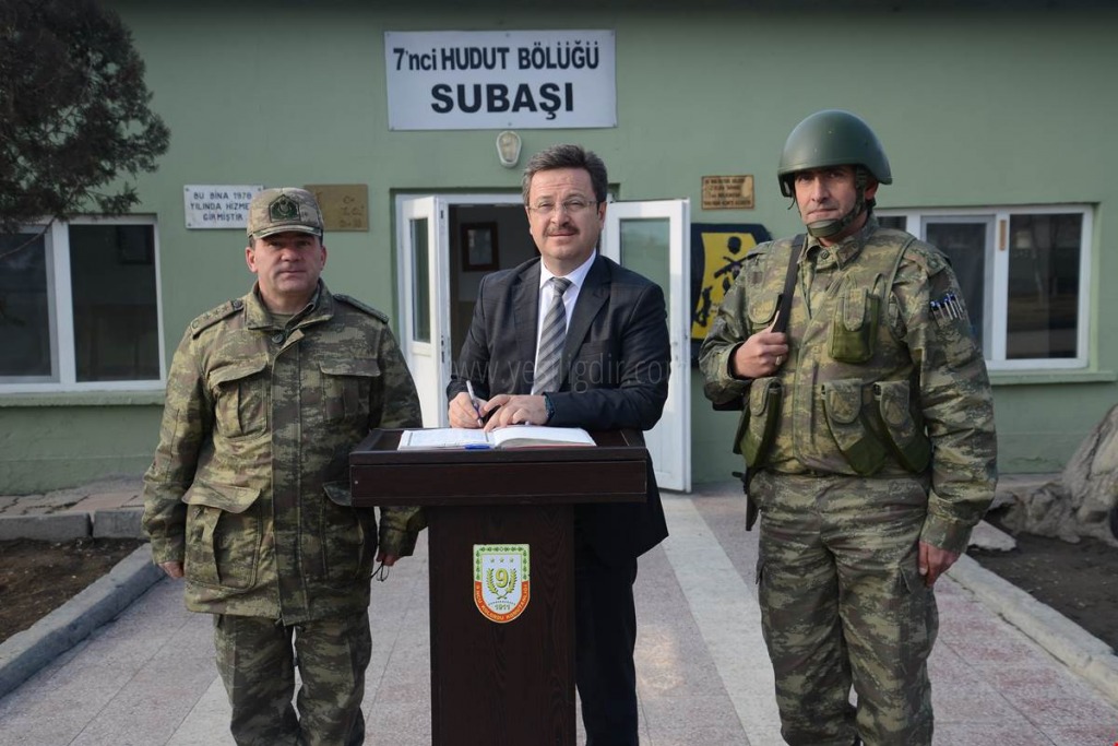 VALİ ENVER ÜNLÜ İRAN SINIRINDA İNCELEMELERDE BULUNDU