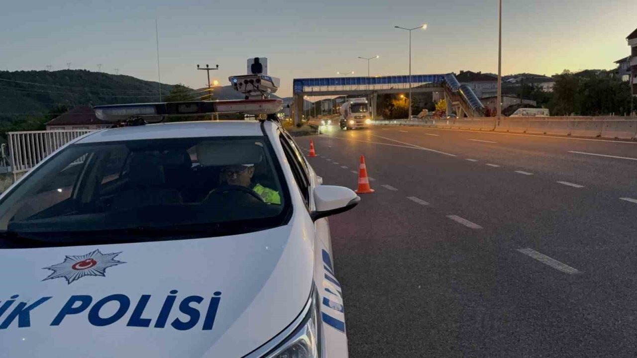 13 binden fazla araç denetlendi 2 bin 486 araç sürücüsüne ceza yazıldı