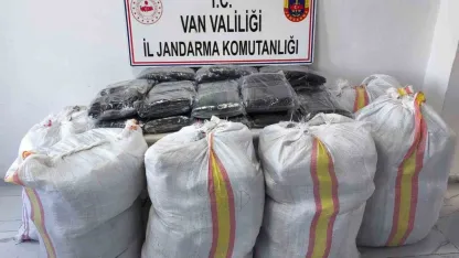 Van’da 1.1 milyon TL değerinde kaçak malzeme ele geçirildi