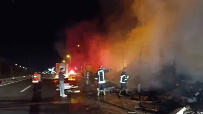 Şanlıurfa’da TV yüklü tır alev topuna döndü