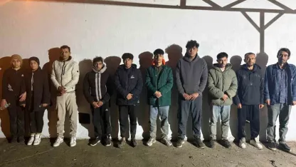 Edirne’de 17 düzensiz göçmen yakalandı