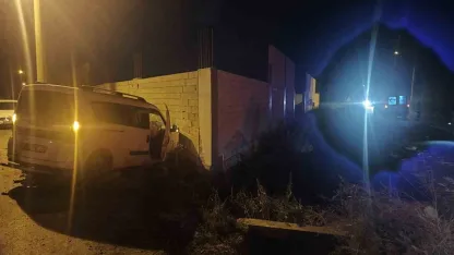 Her gün kaza, her gün ölüm: Adana’da iki hafif ticari araç çarpıştı 1 ölü, 2 yaralı