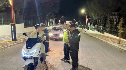 Manisa’da motosiklet sürücülerine denetim toplam 1 milyon 381 bin 423 TL idari para cezası uygulandı.