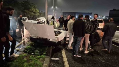 Kazada Fiat Tofaş ortadan ikiye ayrıldı: 1 yaralı