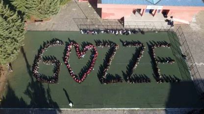 Ordu’nun Ünye ilçesinde öğrencilerden Filistin’e destek: Bin 56 öğrenci "Gazze" yazısı oluşturdu