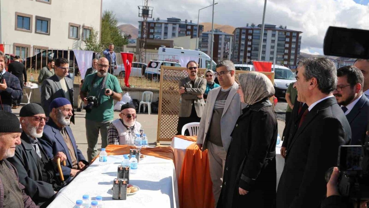 Dünya Yaşlılar Günü’nde &quot;Yaşam Bahçesi&quot; etkinliği