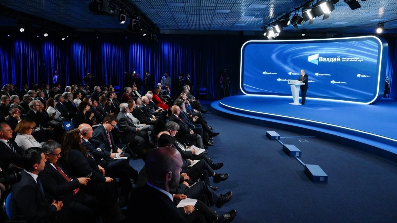 Putin: &quot;Rusya, iki devletli çözüme katkı sağlayacaksa Trump’ın Gazze’ye ilişkin önerilerini desteklemeye hazır&quot;