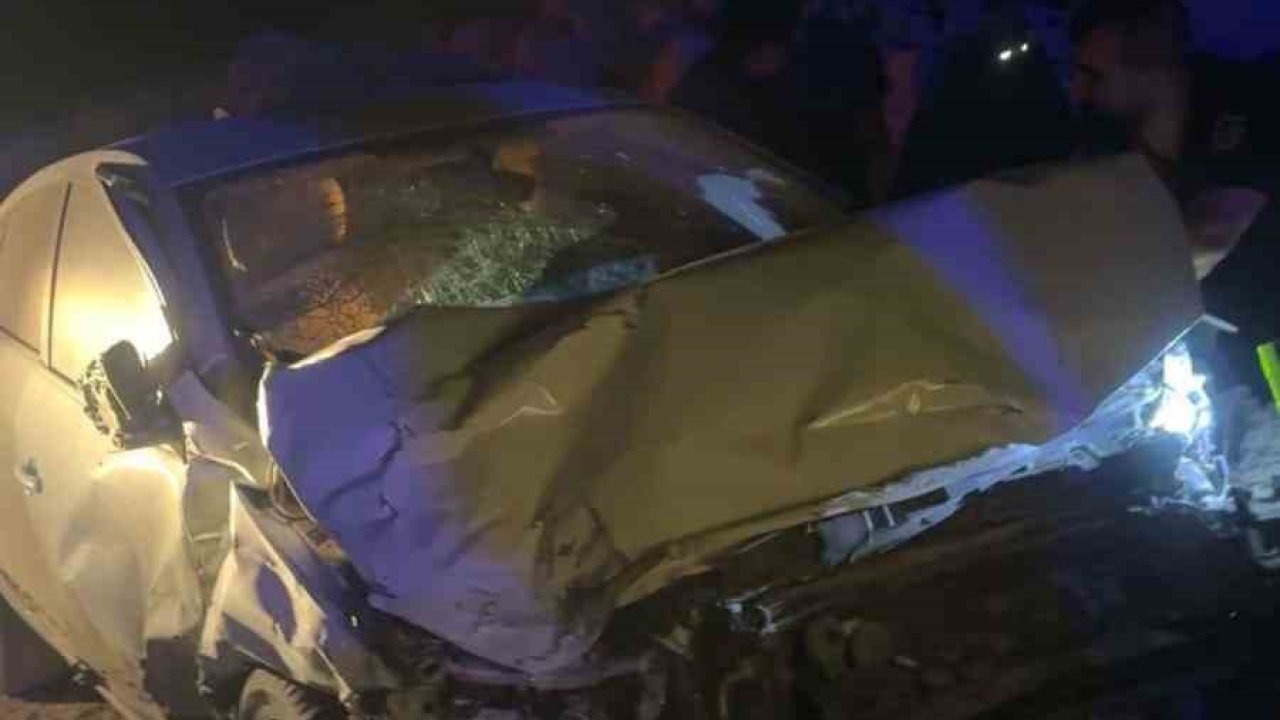 Şanlıurfa’da 2 otomobil çarpıştı: 1 ölü, 4 yaralı